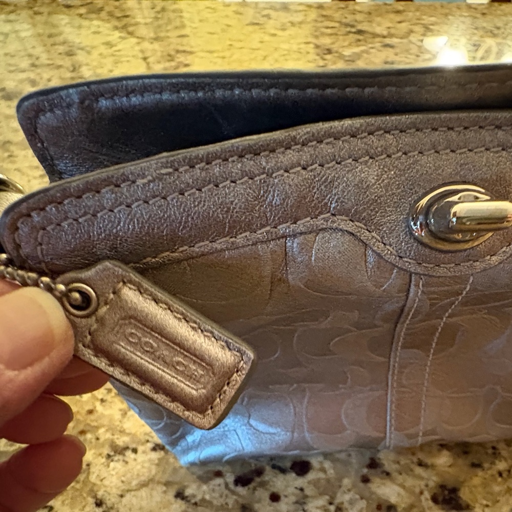 COACH SILVER WRISTLET - Picture 4 of 7